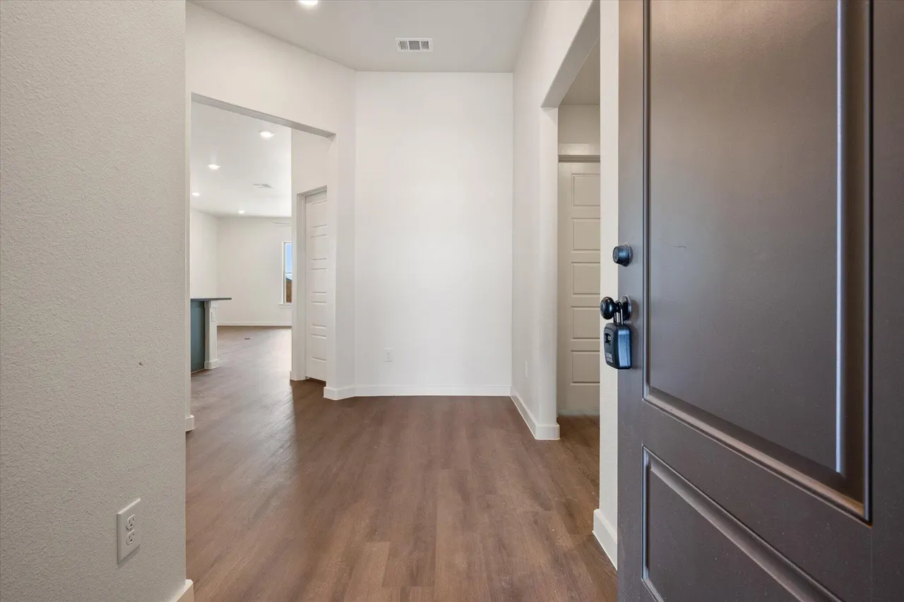 Photo 5 — 3027 137th Street, Lubbock, TX 79423