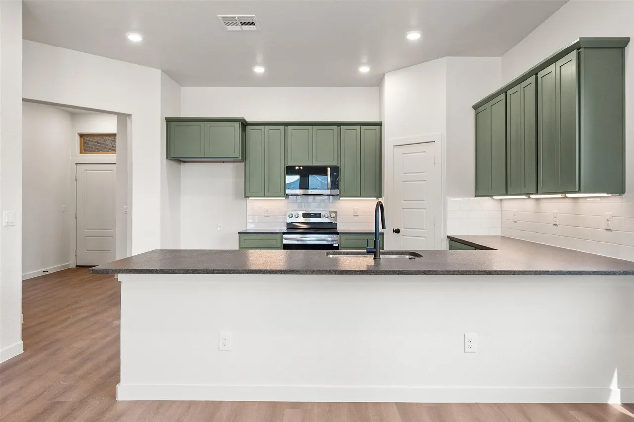 Photo 12 — 3027 137th Street, Lubbock, TX 79423