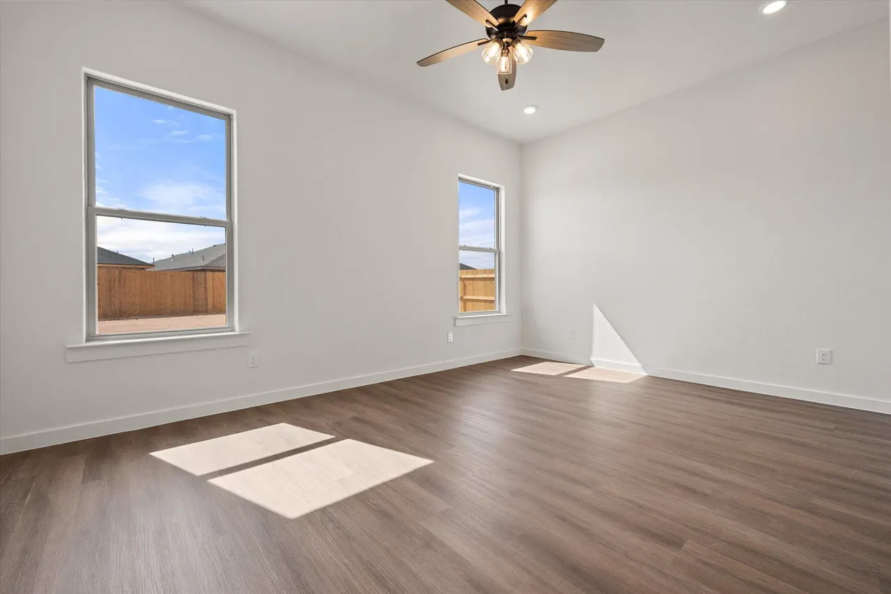Photo 17 — 3027 137th Street, Lubbock, TX 79423