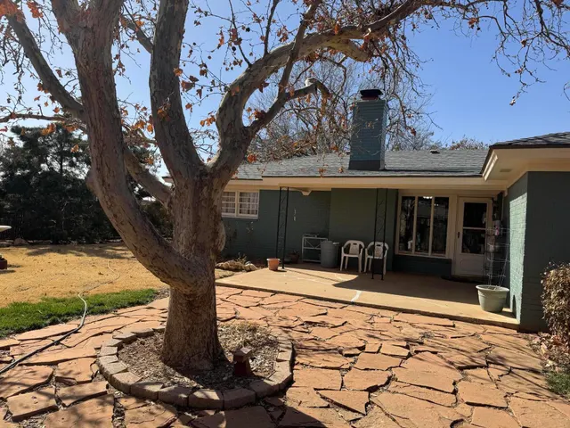 Photo 2 — 7005 S Orlando Avenue, Lubbock, TX 79413