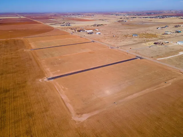 Photo 3 — 17806 County Road 1535, Wolfforth, TX 79382