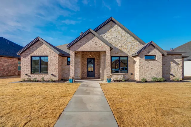 Front exterior — 612 N 9th Street, Wolfforth, TX 79382