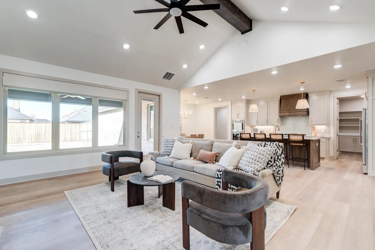 Photo 10 — 612 N 9th Street, Wolfforth, TX 79382