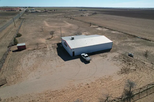 Photo 3 — 5608 Cactus Drive, Levelland, TX 79336
