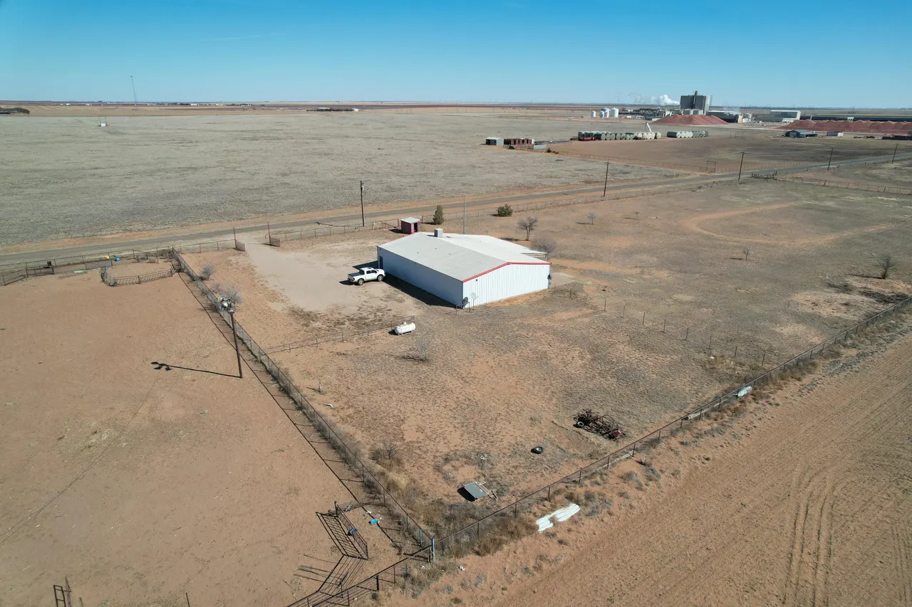 Photo 5 — 5608 Cactus Drive, Levelland, TX 79336