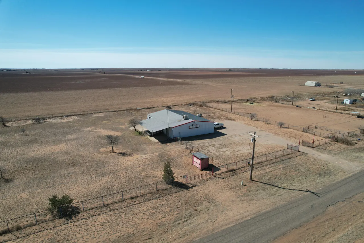 Photo 15 — 5608 Cactus Drive, Levelland, TX 79336