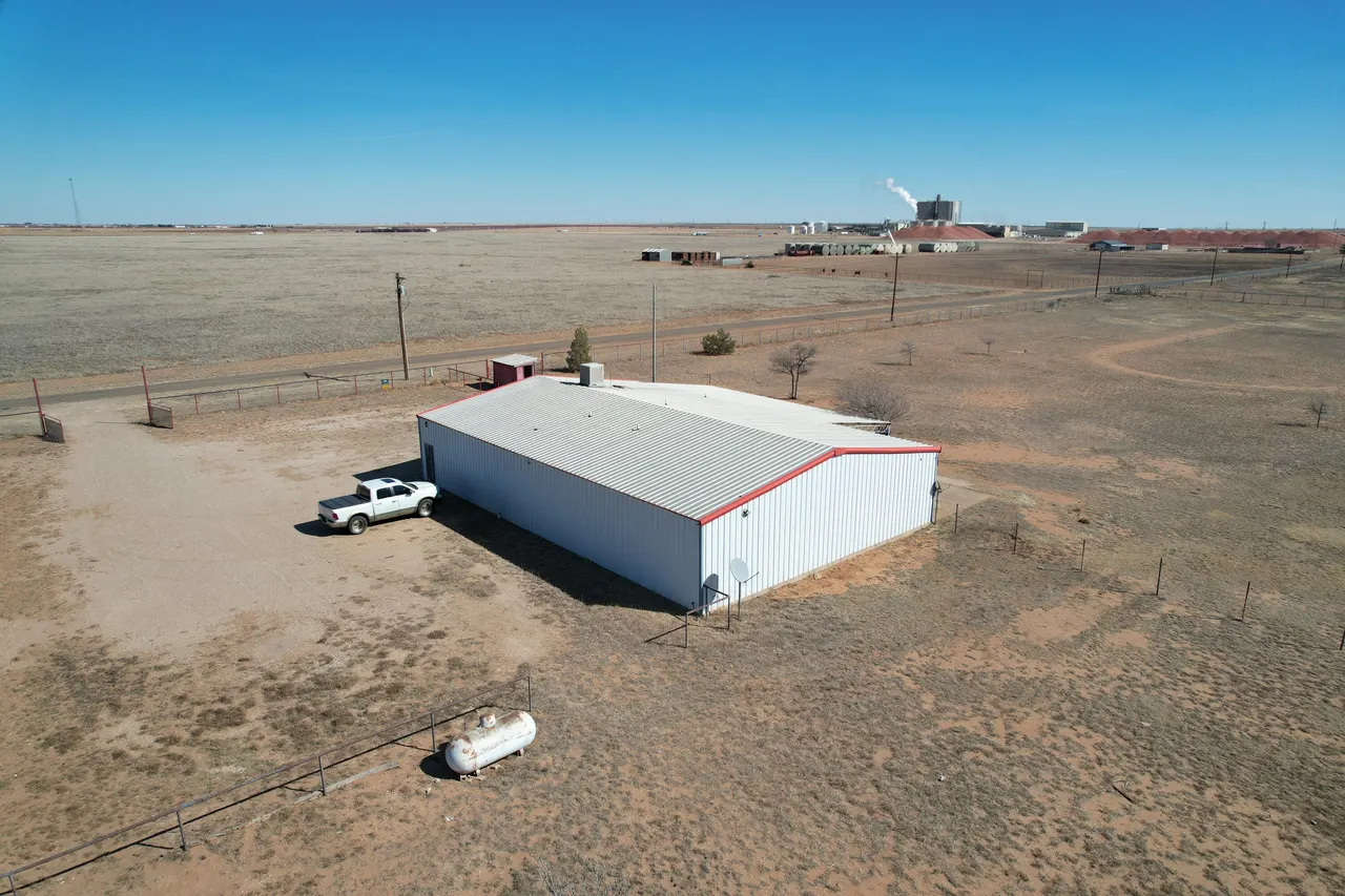 Photo 18 — 5608 Cactus Drive, Levelland, TX 79336