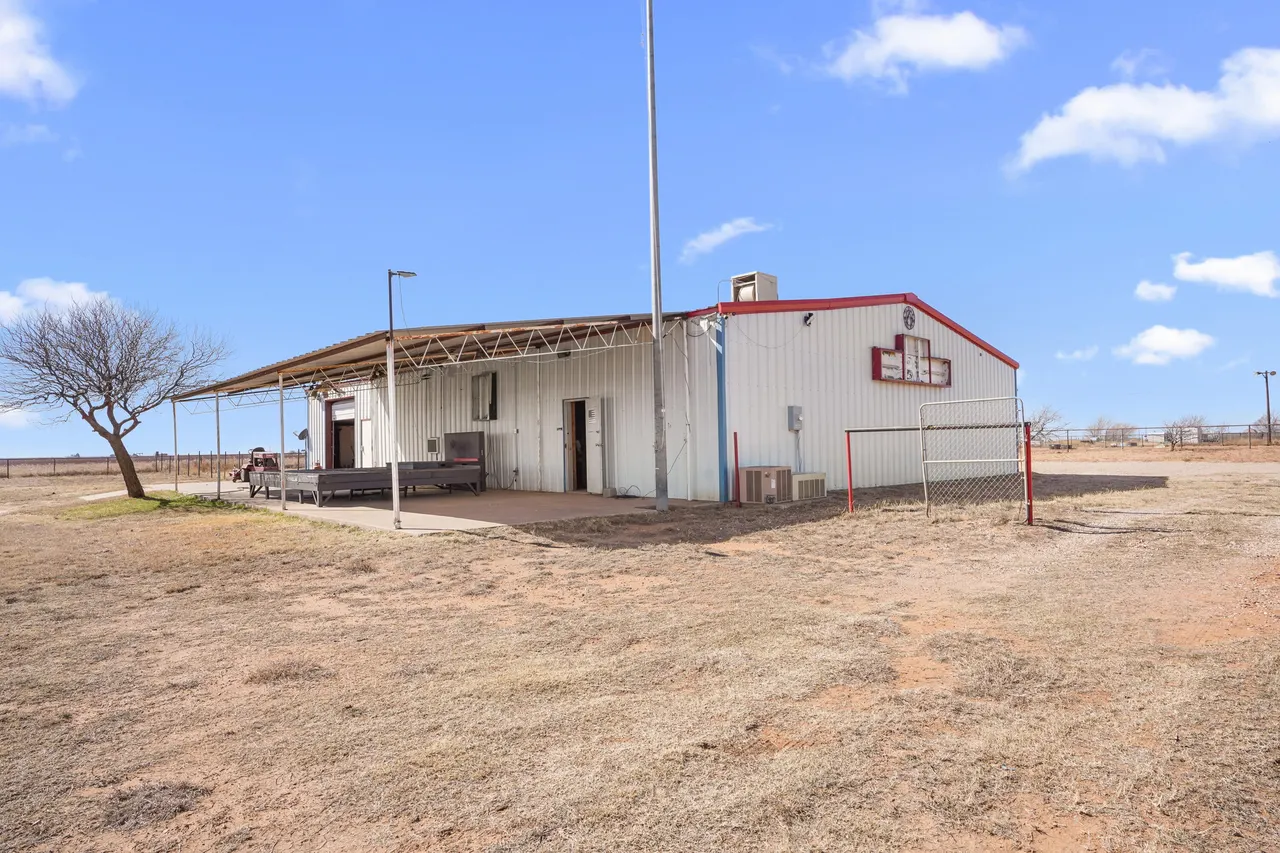 Photo 46 — 5608 Cactus Drive, Levelland, TX 79336