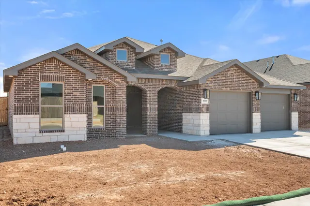 Front exterior — 2912 Sunflower Avenue, Wolfforth, TX 79382