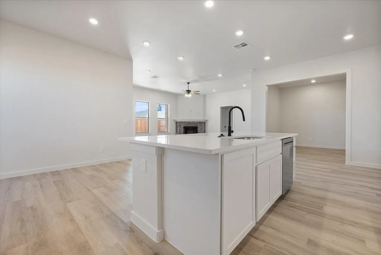Photo 7 — 2912 Sunflower Avenue, Wolfforth, TX 79382