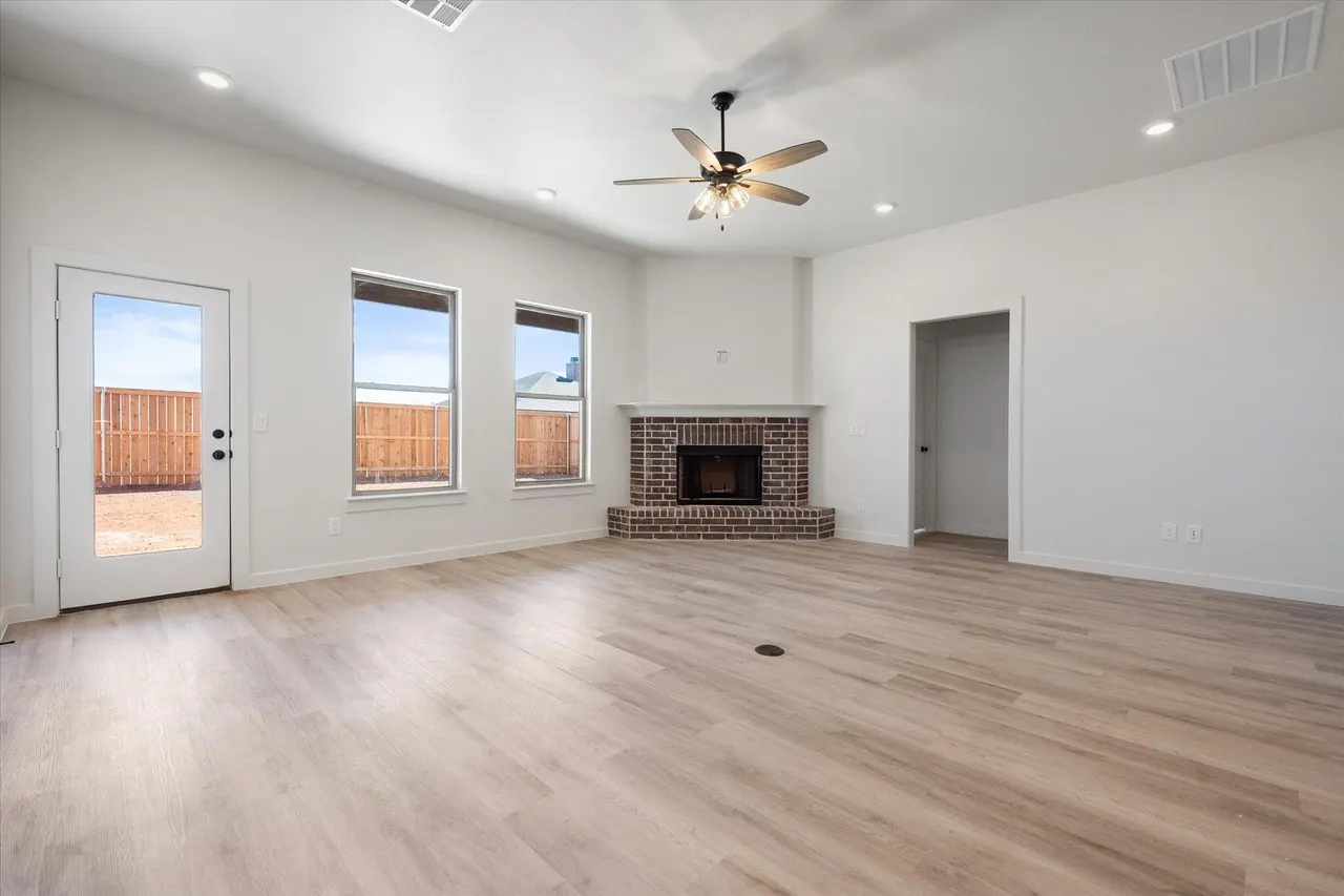 Photo 9 — 2912 Sunflower Avenue, Wolfforth, TX 79382