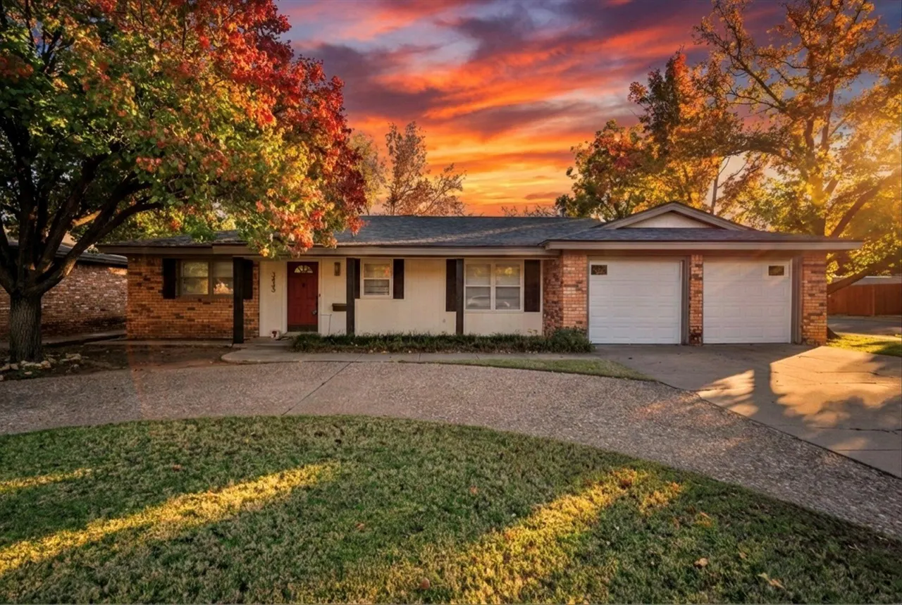 Photo 2 — 3433 60th Street, Lubbock, TX 79413