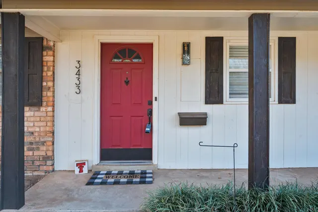 Photo 4 — 3433 60th Street, Lubbock, TX 79413
