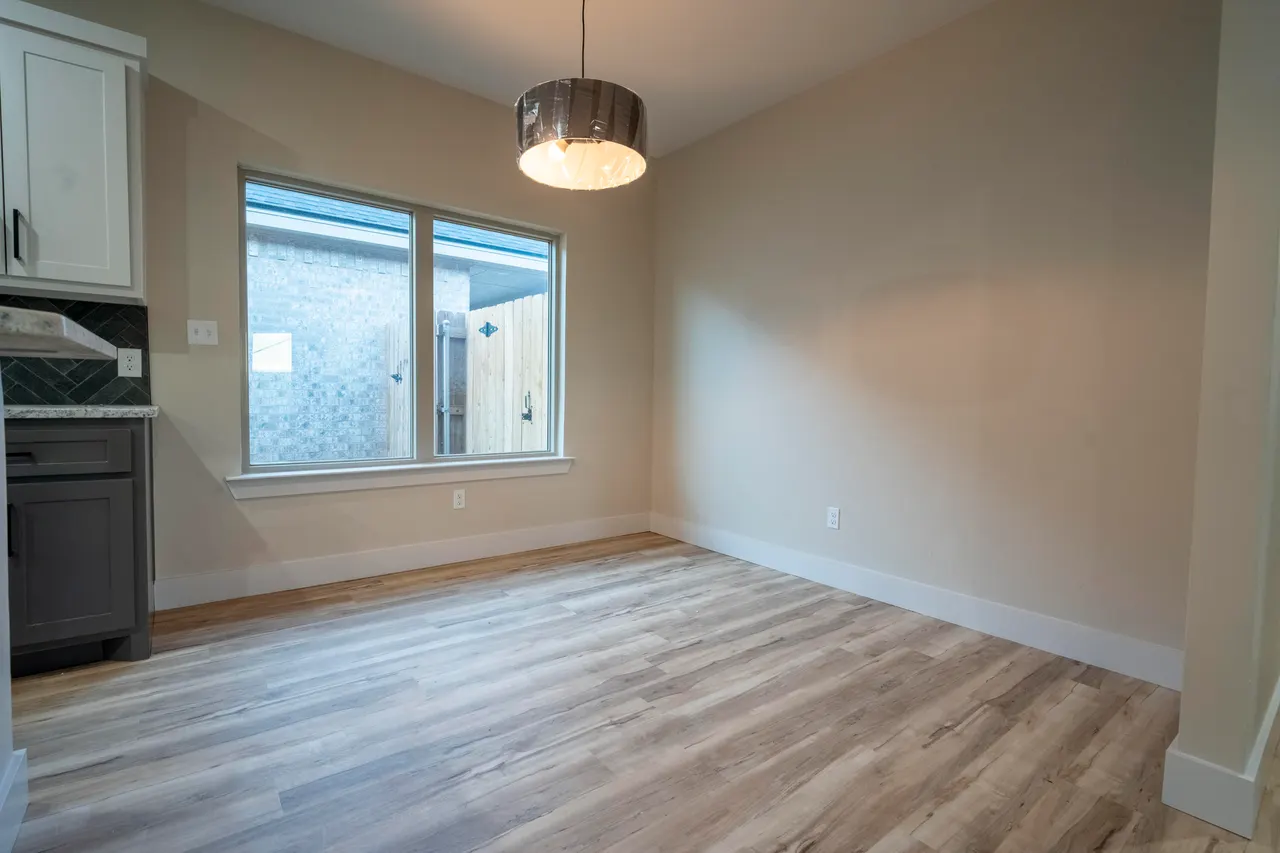 Photo 4 — 6902 16th Street, Lubbock, TX 79416