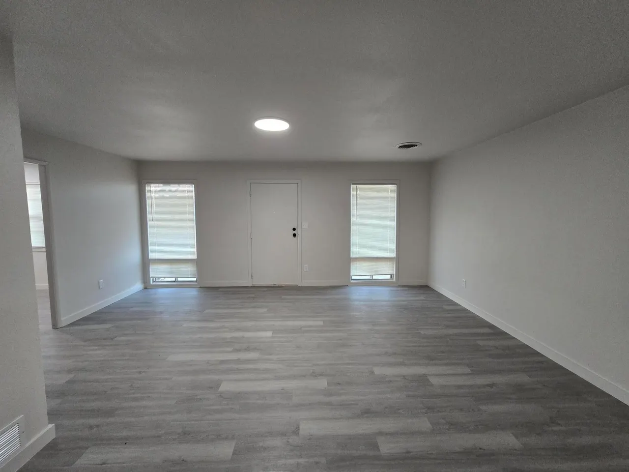 Photo 2 — 205 N 21st, Lamesa, TX 79331
