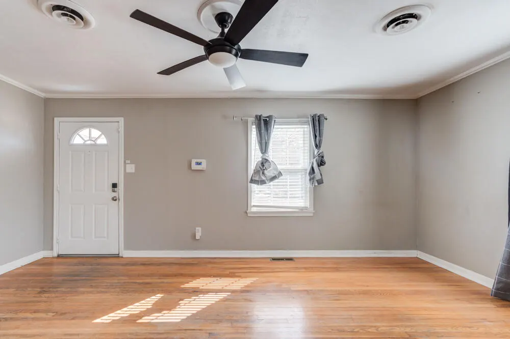 Photo 8 — 2516 29th Street, Lubbock, TX 79410