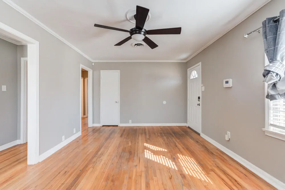 Photo 10 — 2516 29th Street, Lubbock, TX 79410