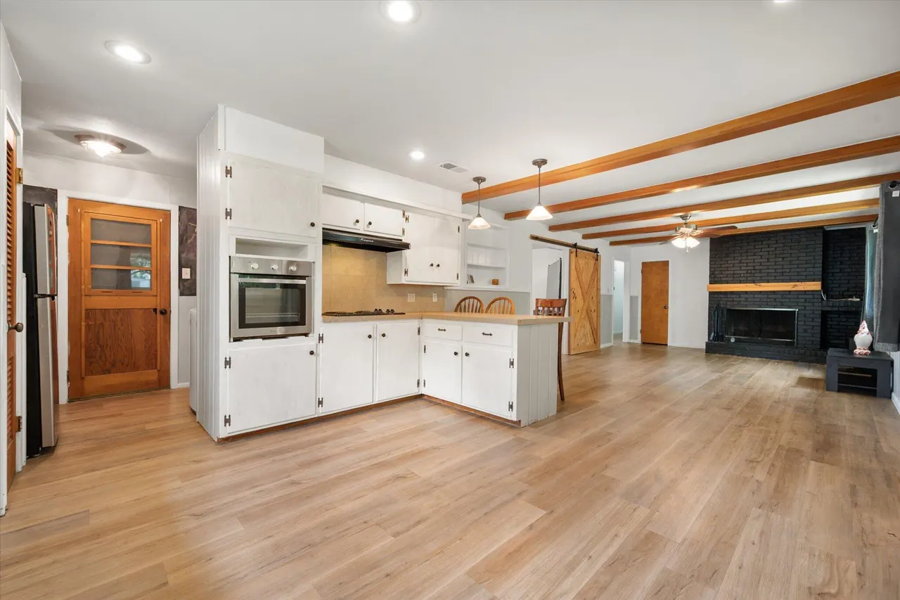 Photo 13 — 2713 59th Street, Lubbock, TX 79413
