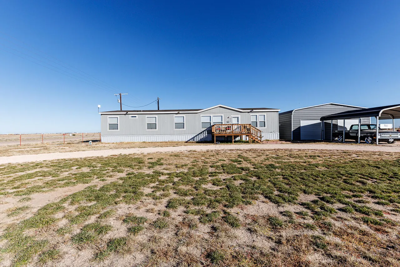 Front exterior — 6901 Pr Kimber, Shallowater, TX 79363