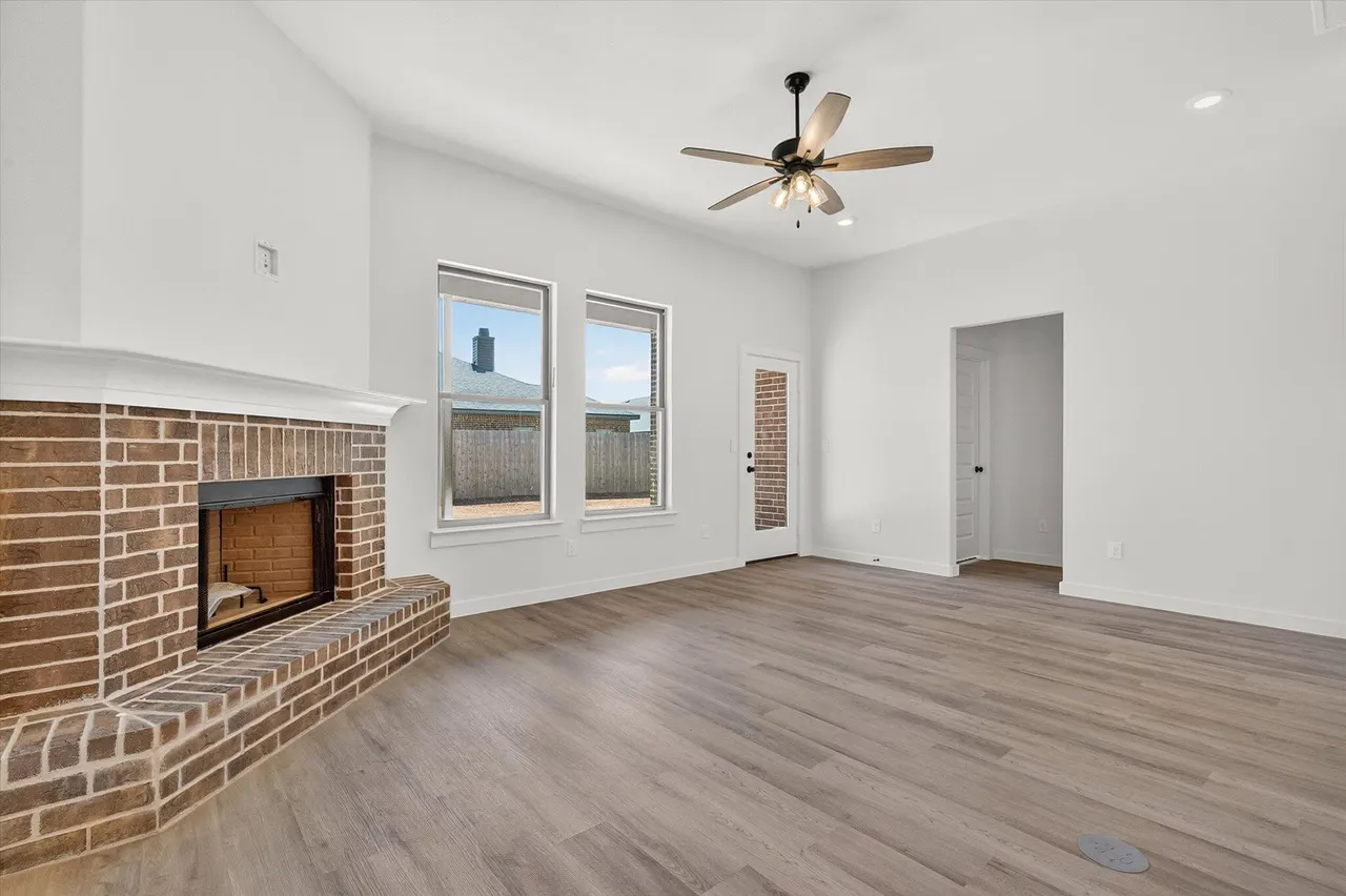 Photo 11 — 809 E 30th Street, Wolfforth, TX 79382