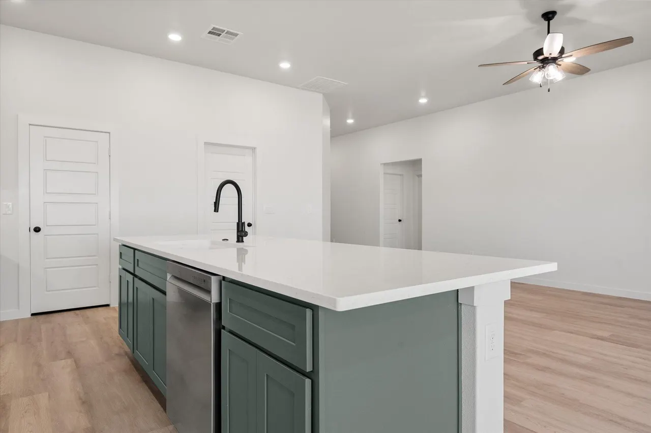 Photo 16 — 1316 Saratoga Avenue, Lubbock, TX 79416