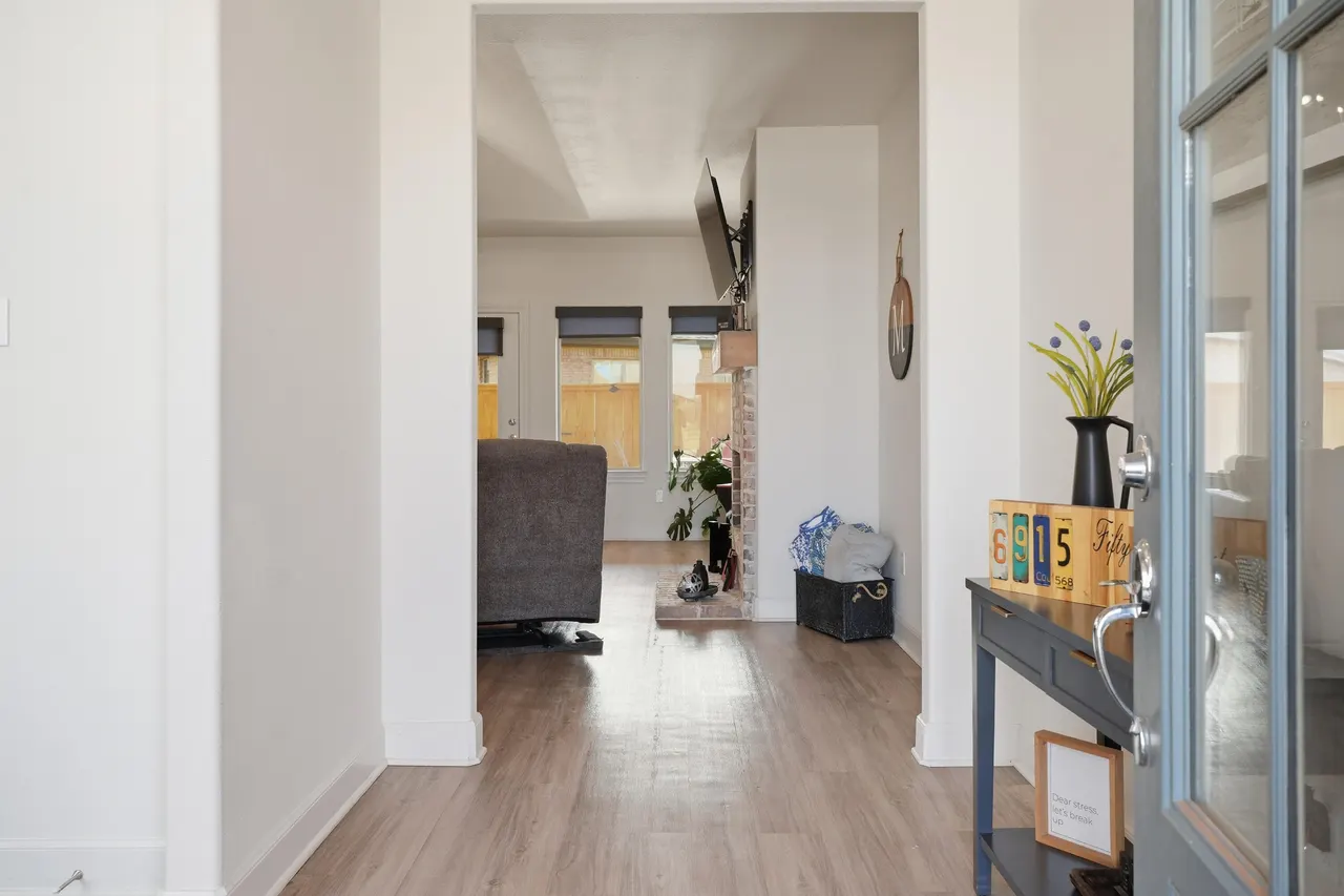 Photo 4 — 6915 51st Street, Lubbock, TX 79407
