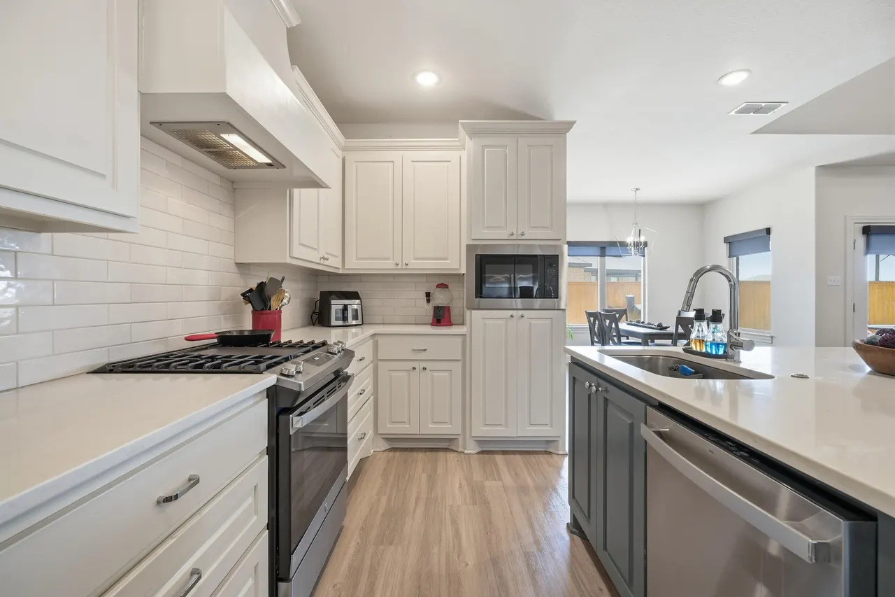 Photo 14 — 6915 51st Street, Lubbock, TX 79407