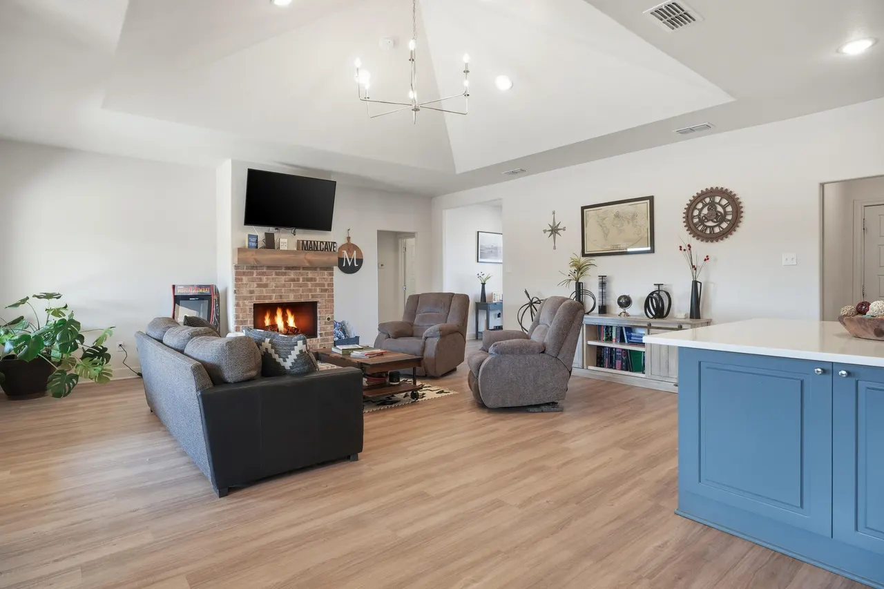 Photo 18 — 6915 51st Street, Lubbock, TX 79407