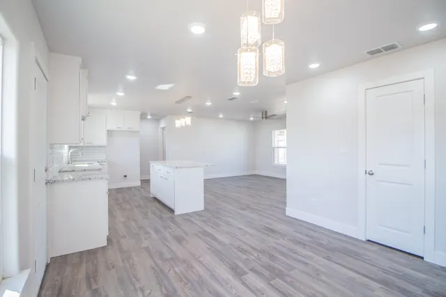 Photo 8 — 5115 48th Street, Lubbock, TX 79414
