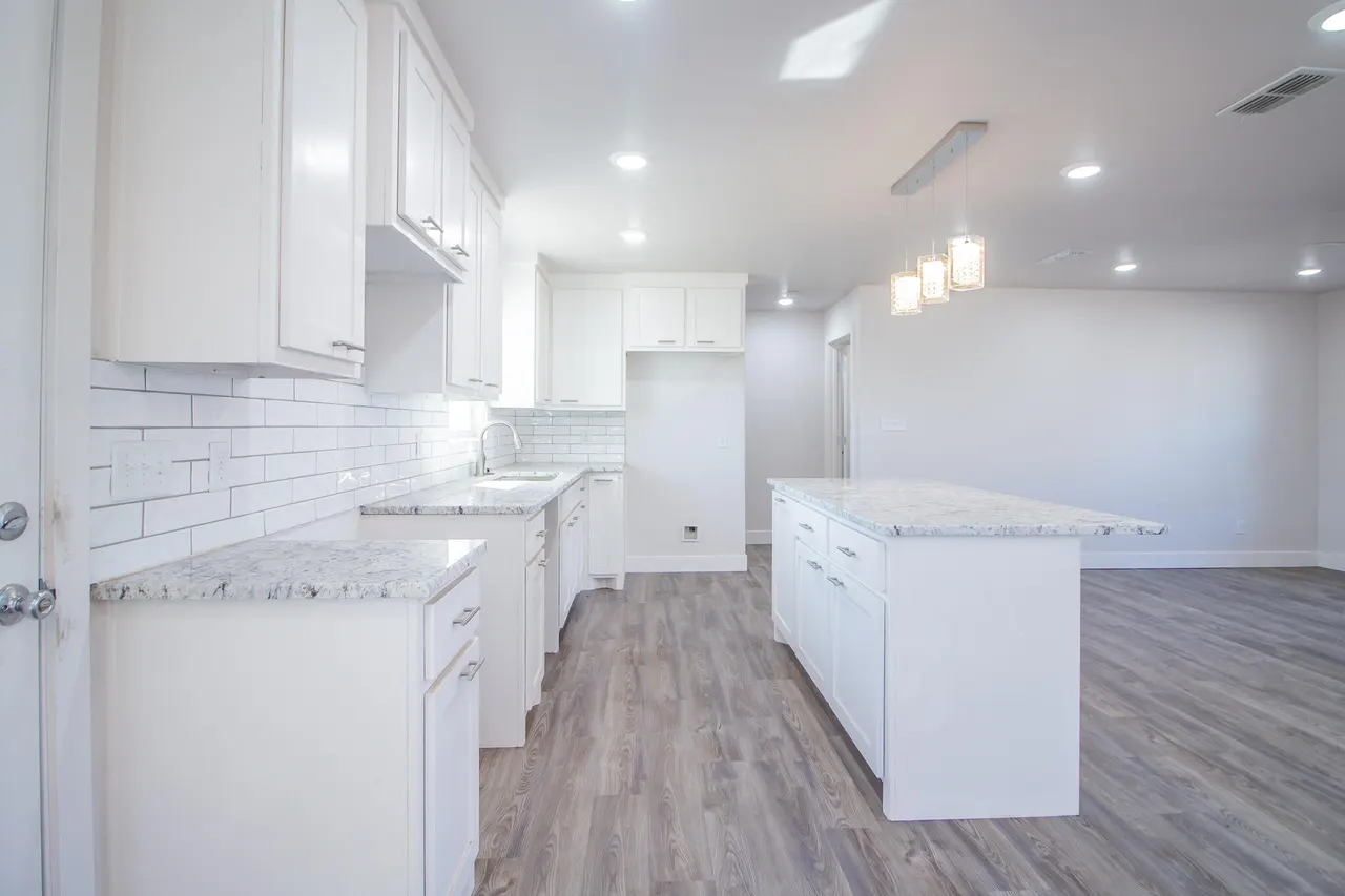 Photo 9 — 5115 48th Street, Lubbock, TX 79414