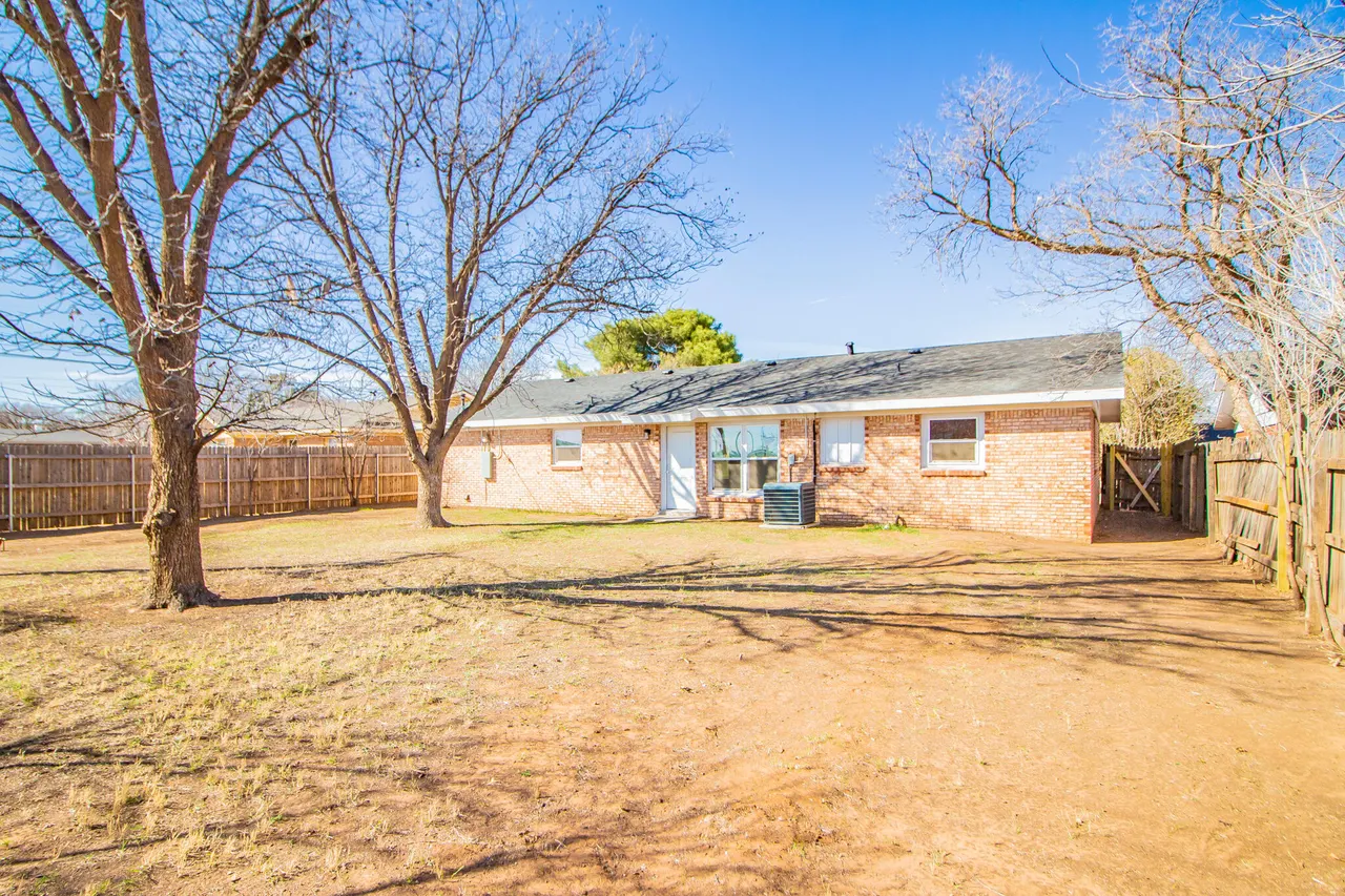 Photo 21 — 5115 48th Street, Lubbock, TX 79414