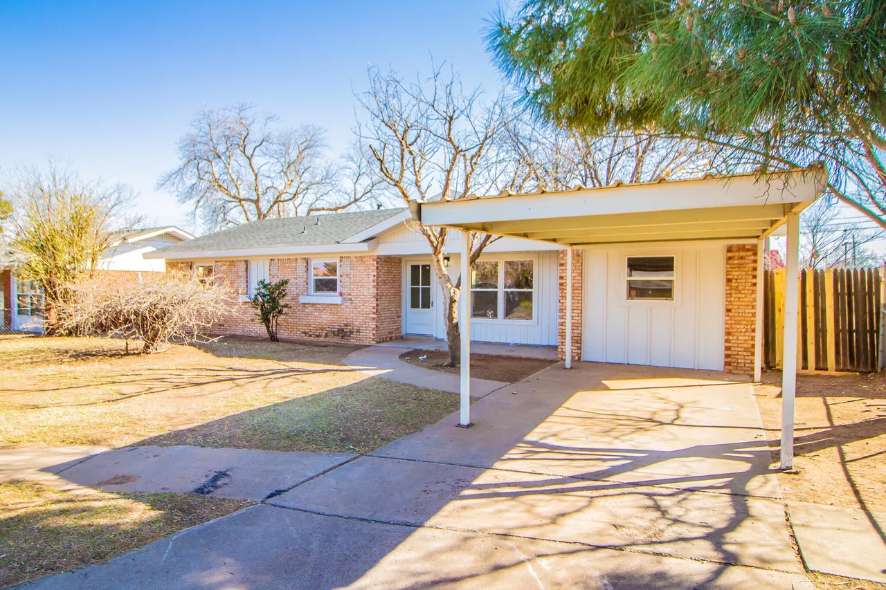 Photo 2 — 5115 48th Street, Lubbock, TX 79414