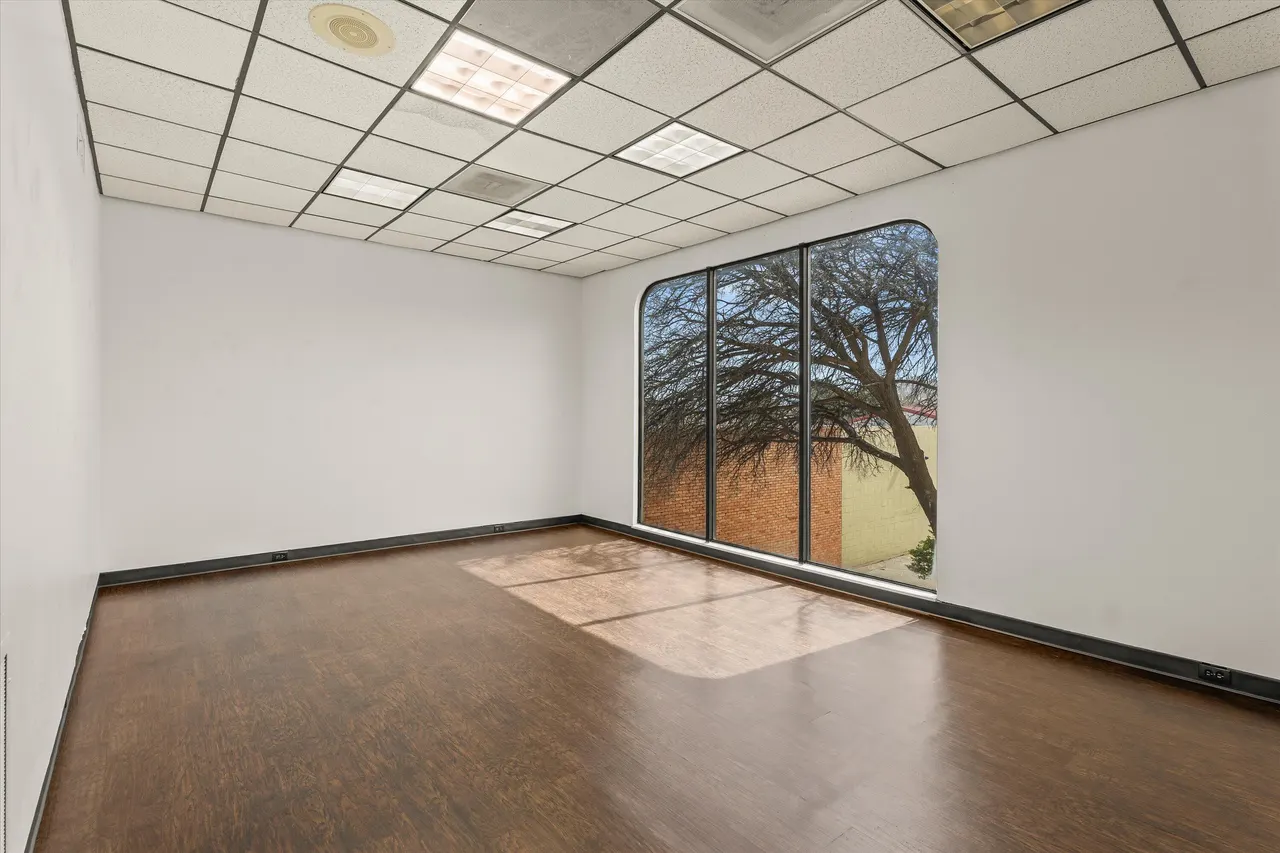 Photo 20 — 1919 Broadway Street, Lubbock, TX 79401
