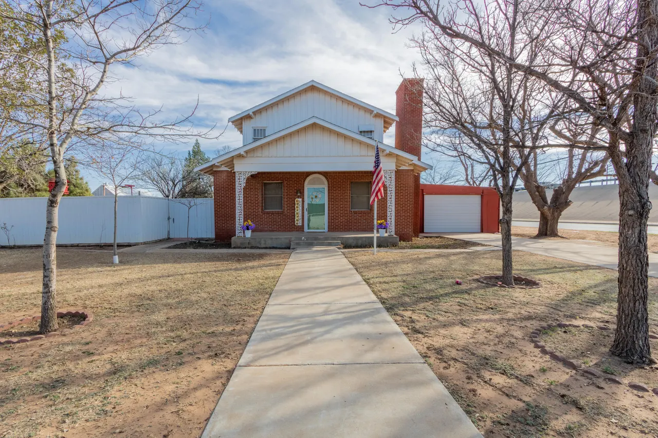 Front exterior — 709 80th Street, Lubbock, TX 79404