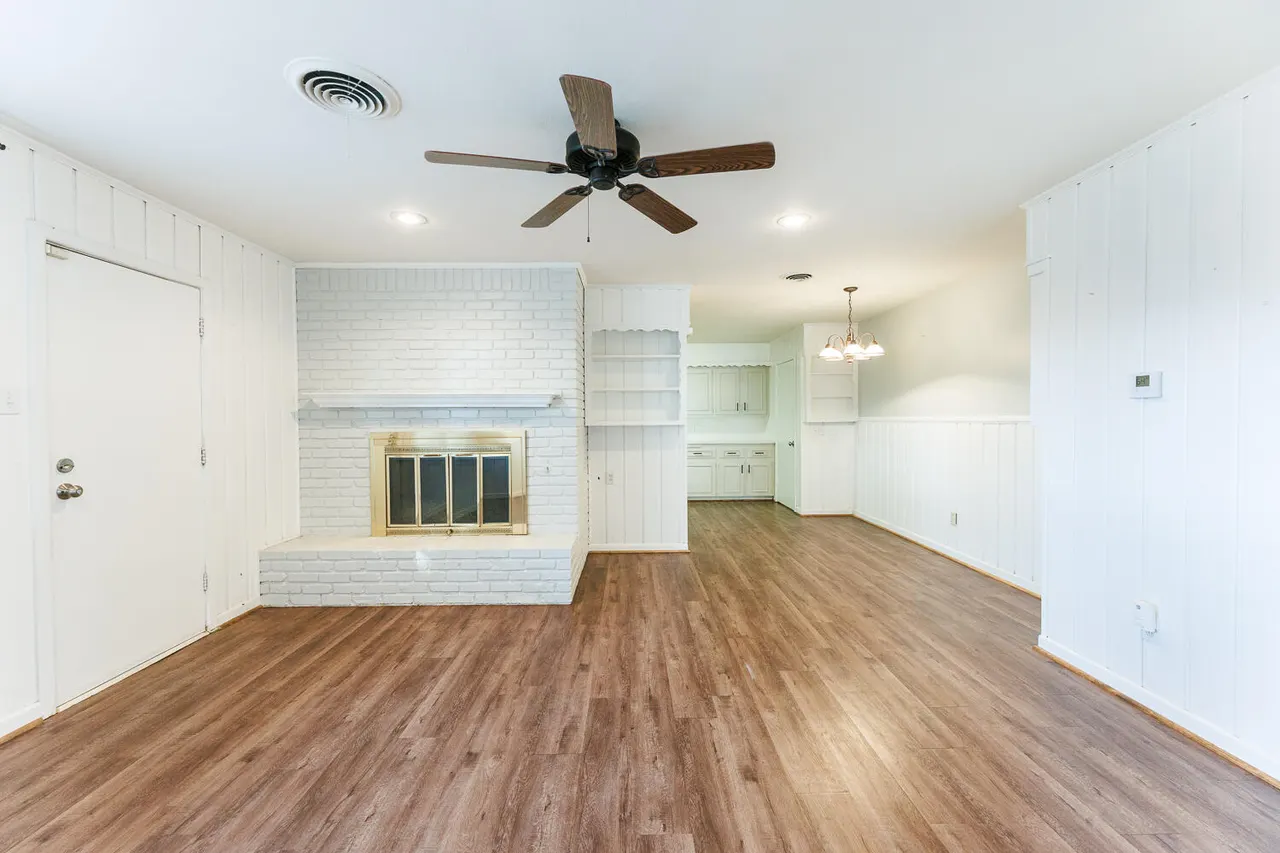 Photo 9 — 4605 29th Street, Lubbock, TX 79410