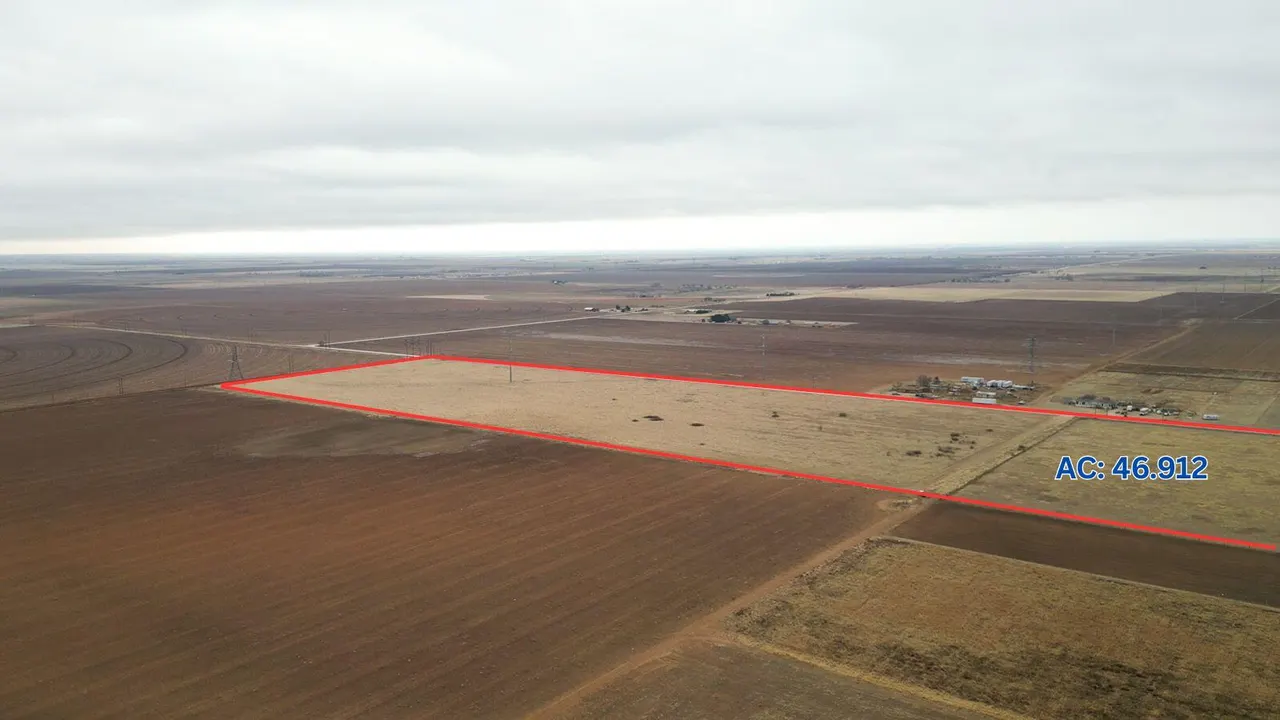Photo 2 — 2508 E County Rd 5300, Lubbock, TX 79403