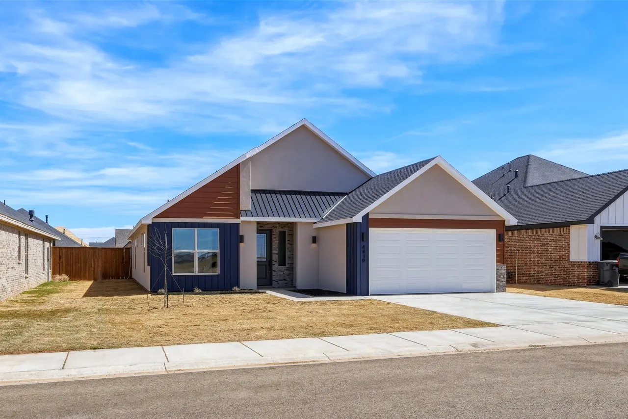 Photo 4 — 4419 Ridgely Avenue, Lubbock, TX 79407