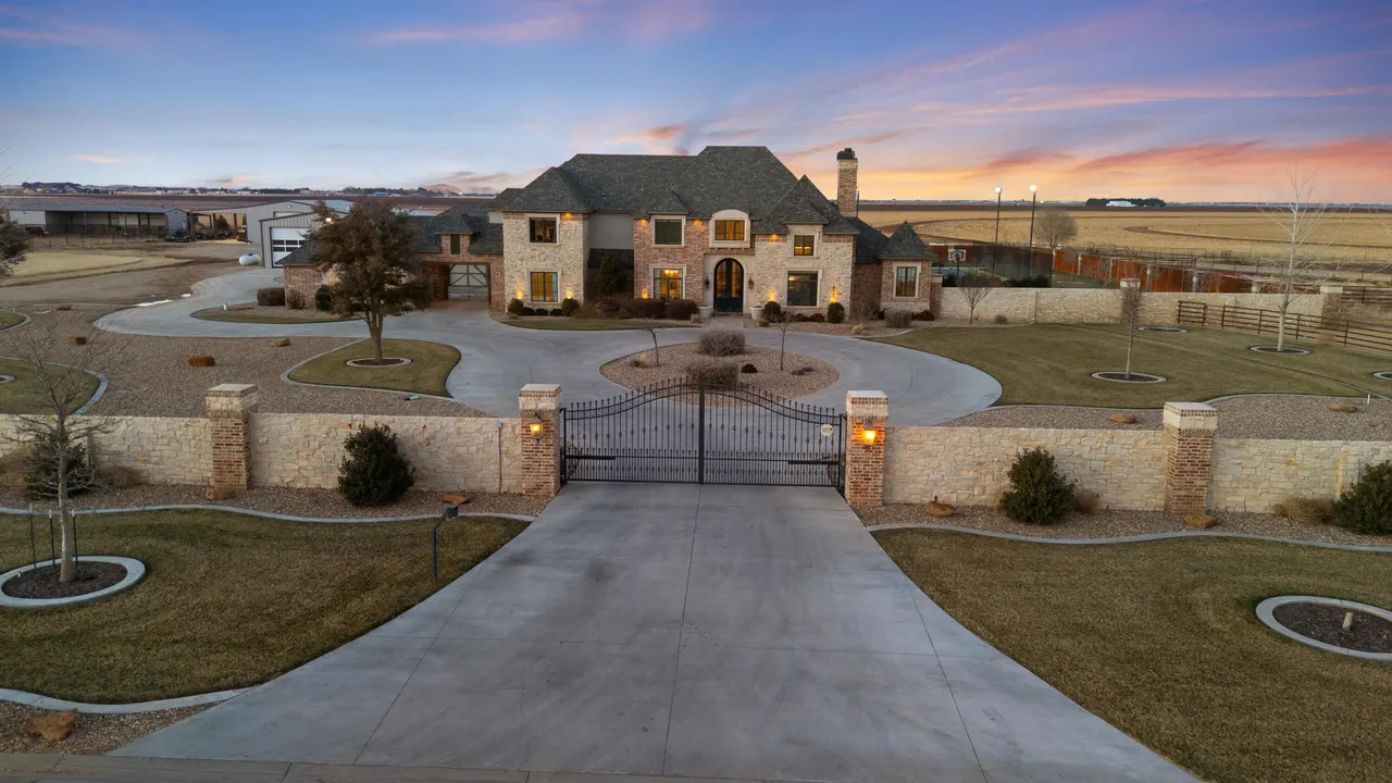 Front exterior — 5016 County Rd 7890, Lubbock, TX 79424