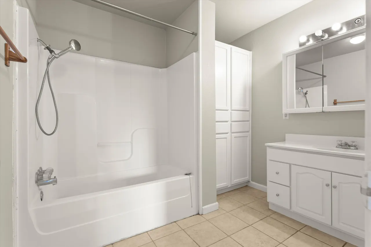 Photo 14 — 603 Locust Street, Idalou, TX 79329