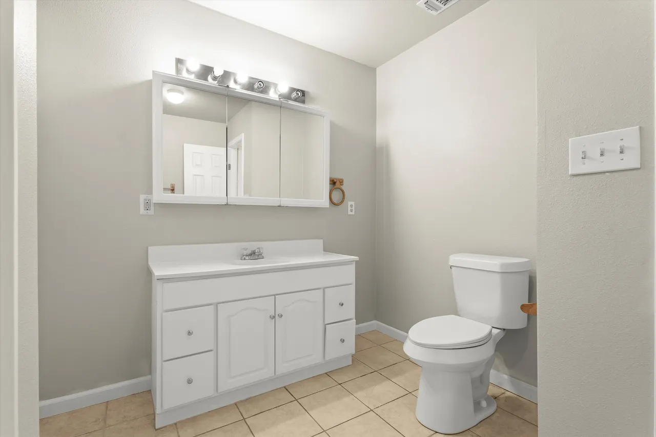 Photo 15 — 603 Locust Street, Idalou, TX 79329