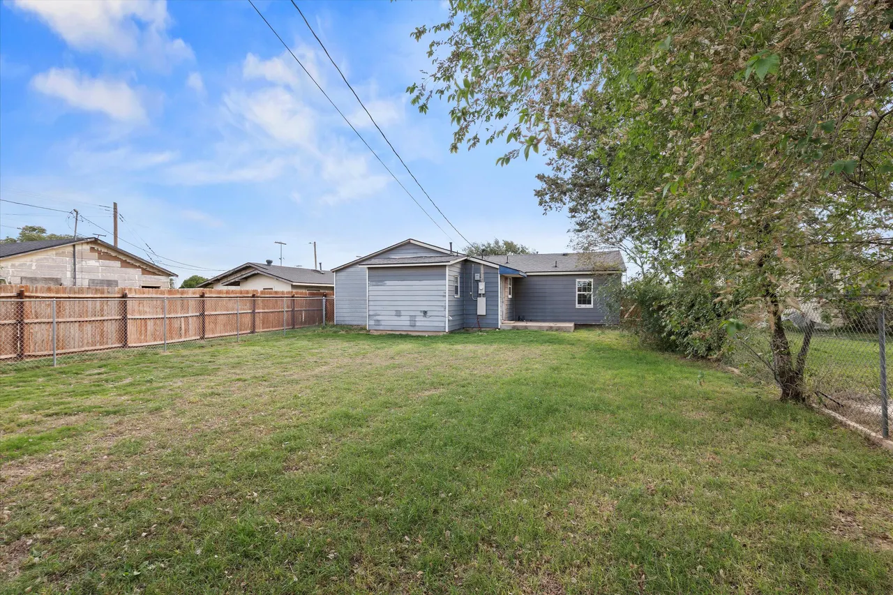 Photo 27 — 603 Locust Street, Idalou, TX 79329