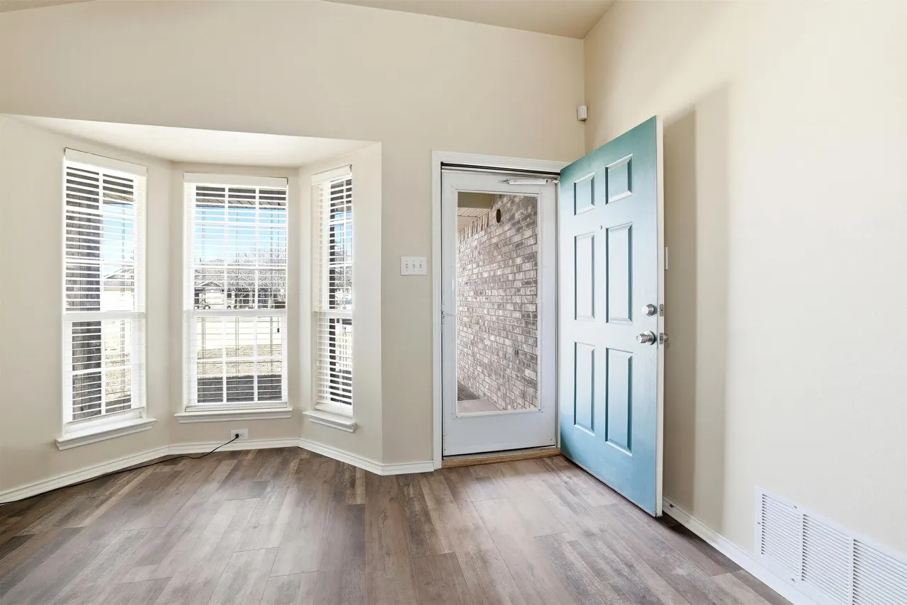 Photo 3 — 6801 36th Street, Lubbock, TX 79407