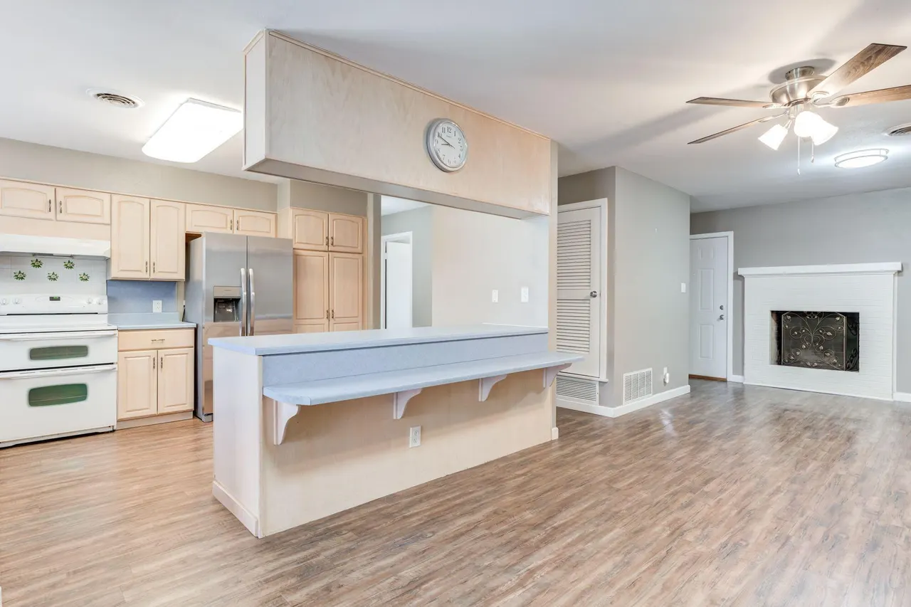 Photo 9 — 5206 42nd Street, Lubbock, TX 79414