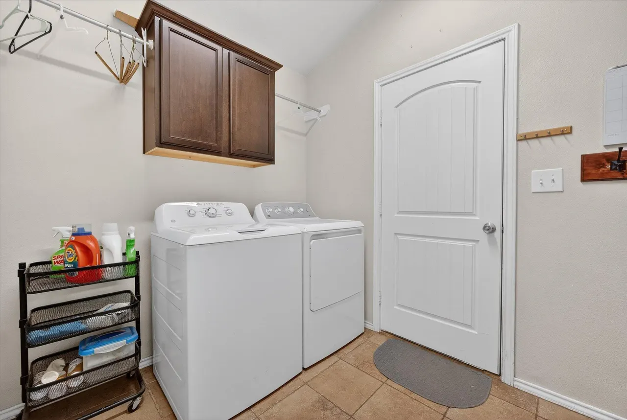 Photo 15 — 6920 35th Street, Lubbock, TX 79407