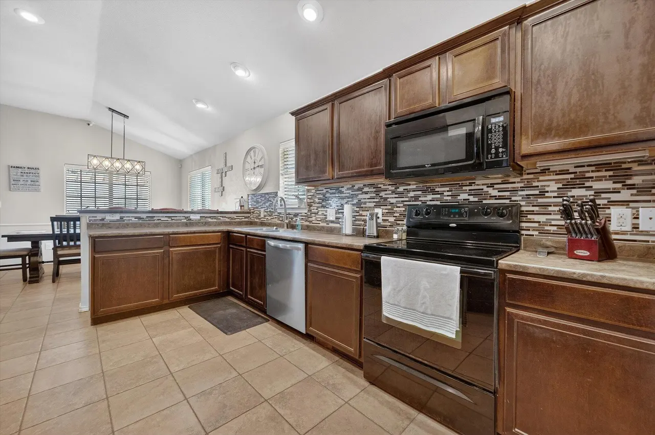 Photo 20 — 6920 35th Street, Lubbock, TX 79407