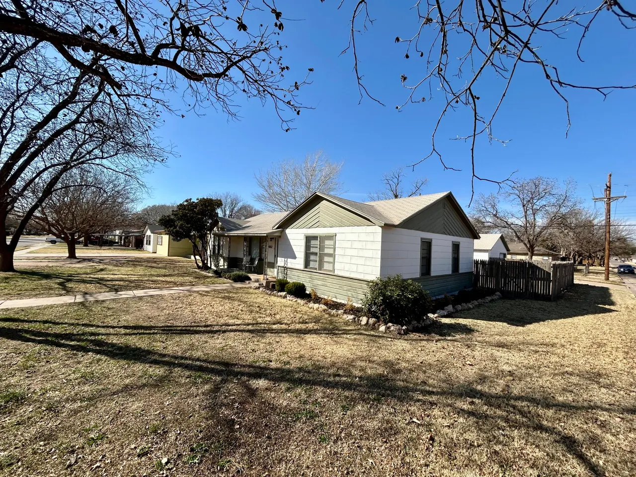 Photo 6 — 4002 33rd Street, Lubbock, TX 79410