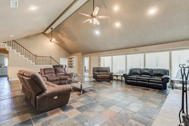 Photo 6 — 7601 Canton Avenue, Lubbock, TX 79423