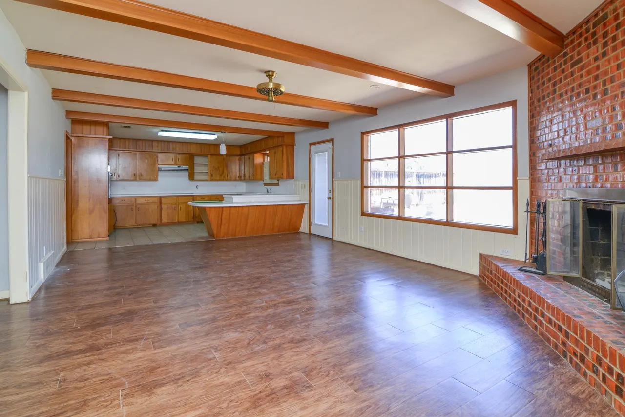 Photo 6 — 2316 58th Street, Lubbock, TX 79412