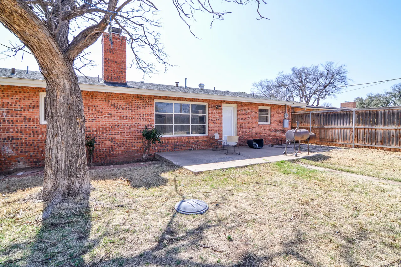 Photo 19 — 2316 58th Street, Lubbock, TX 79412