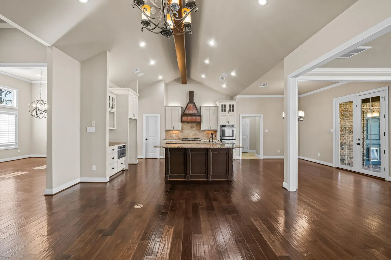 Photo 8 — 1405 11th Place, Shallowater, TX 79363